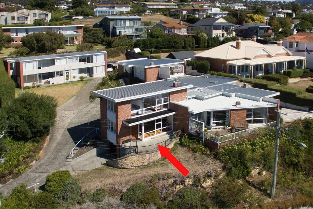 The Tassie - Luxury With Panoramic Water Views Villa Hobart Bagian luar foto